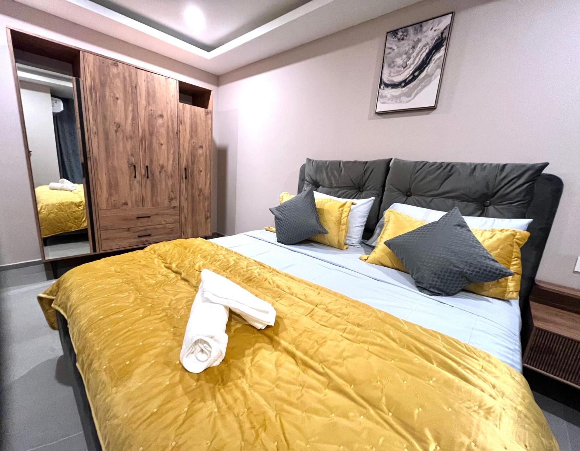 Kololi Sands Apartments Екстер'єр фото