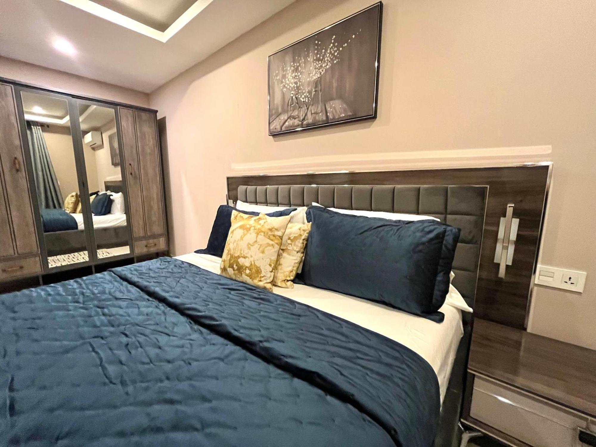 Kololi Sands Apartments Екстер'єр фото