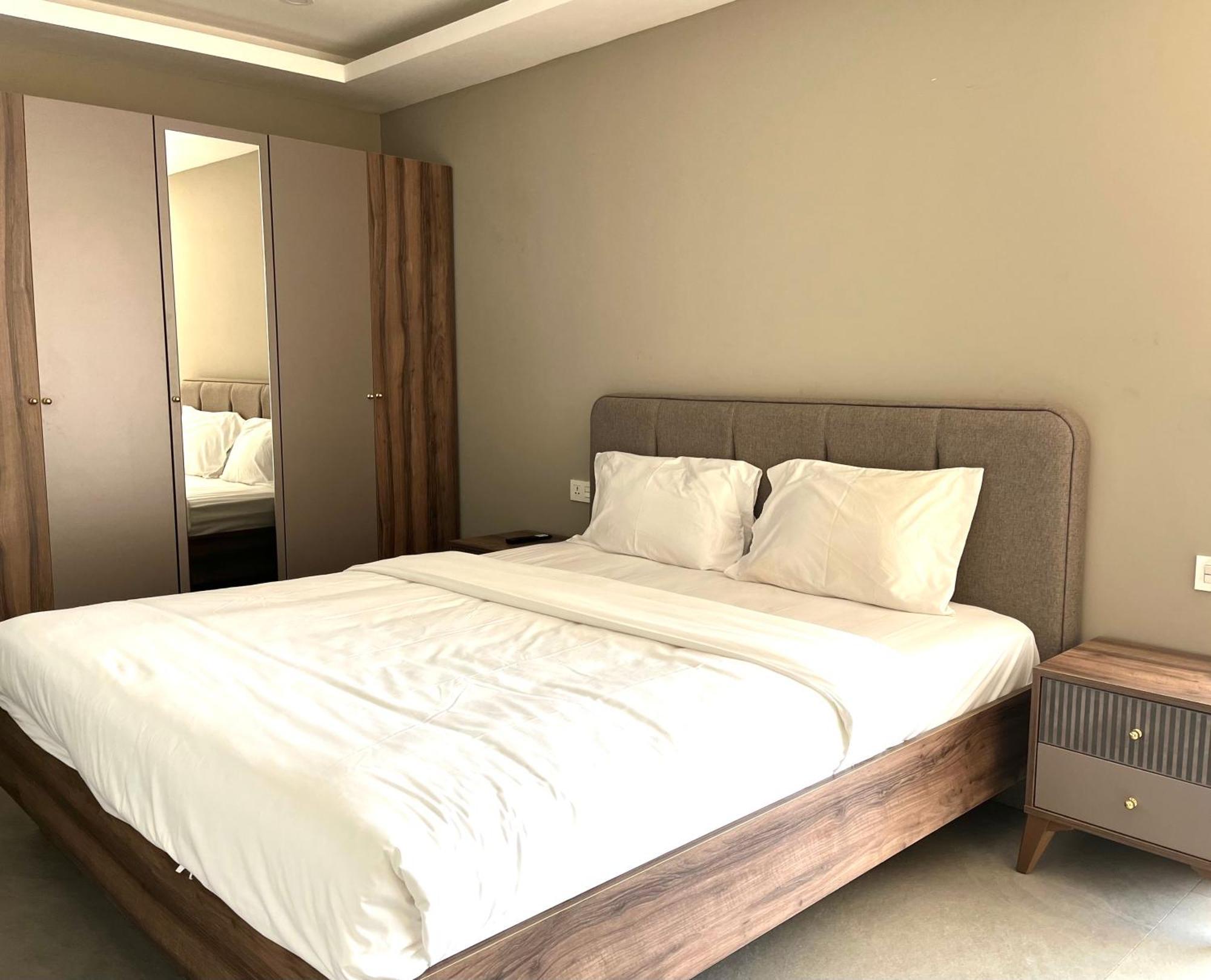 Kololi Sands Apartments Екстер'єр фото