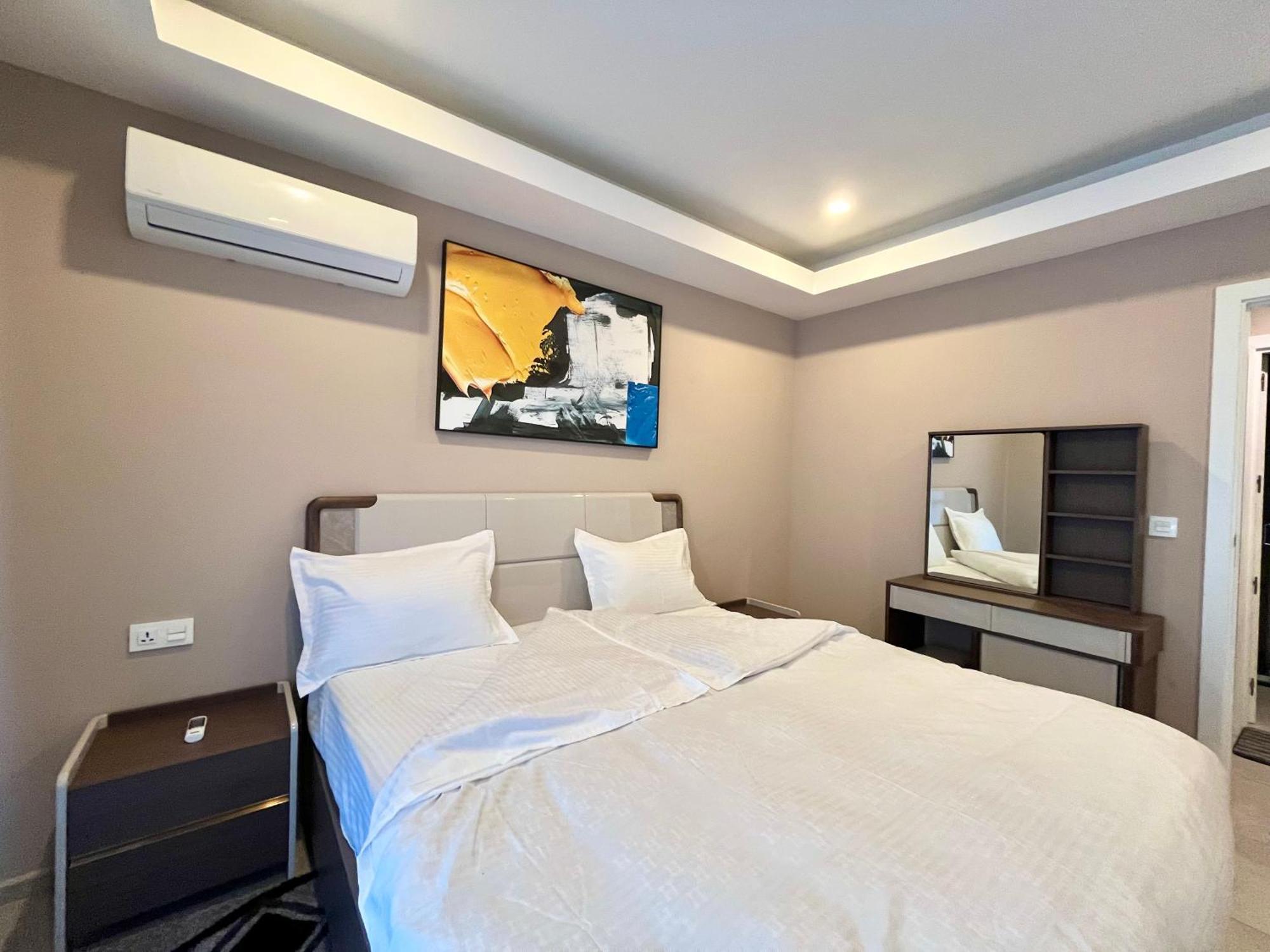 Kololi Sands Apartments Екстер'єр фото